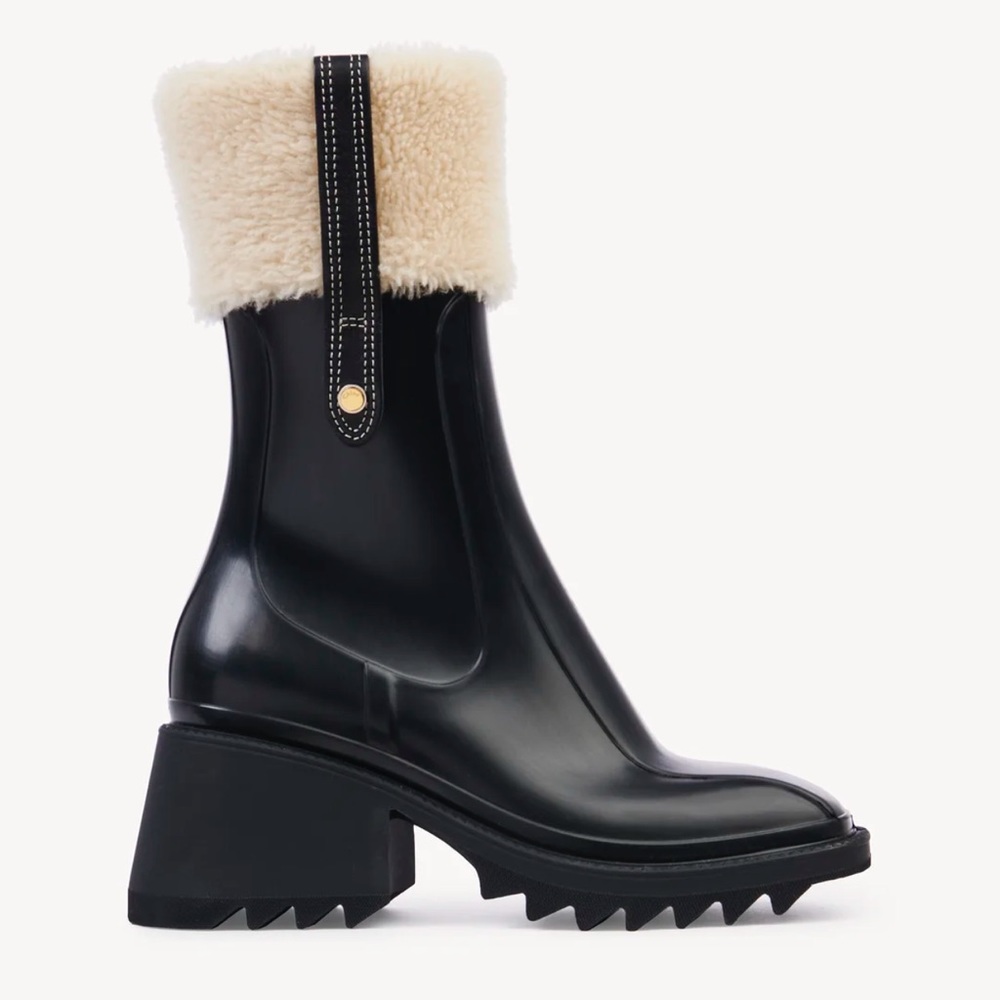 Chloé Black Rain Boot with Cream Shearling Cuff